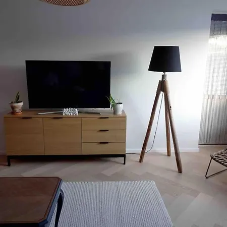 Apartment Adorable With A Garden View And A Bathtub. Helsinki
